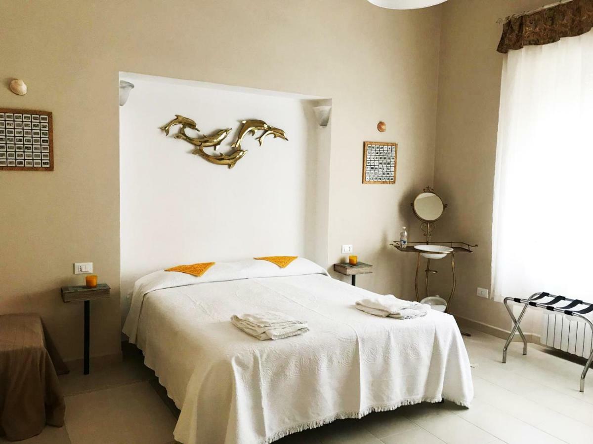 Bed and Breakfast Aria Di Mare à Rosignano Solvay Extérieur photo